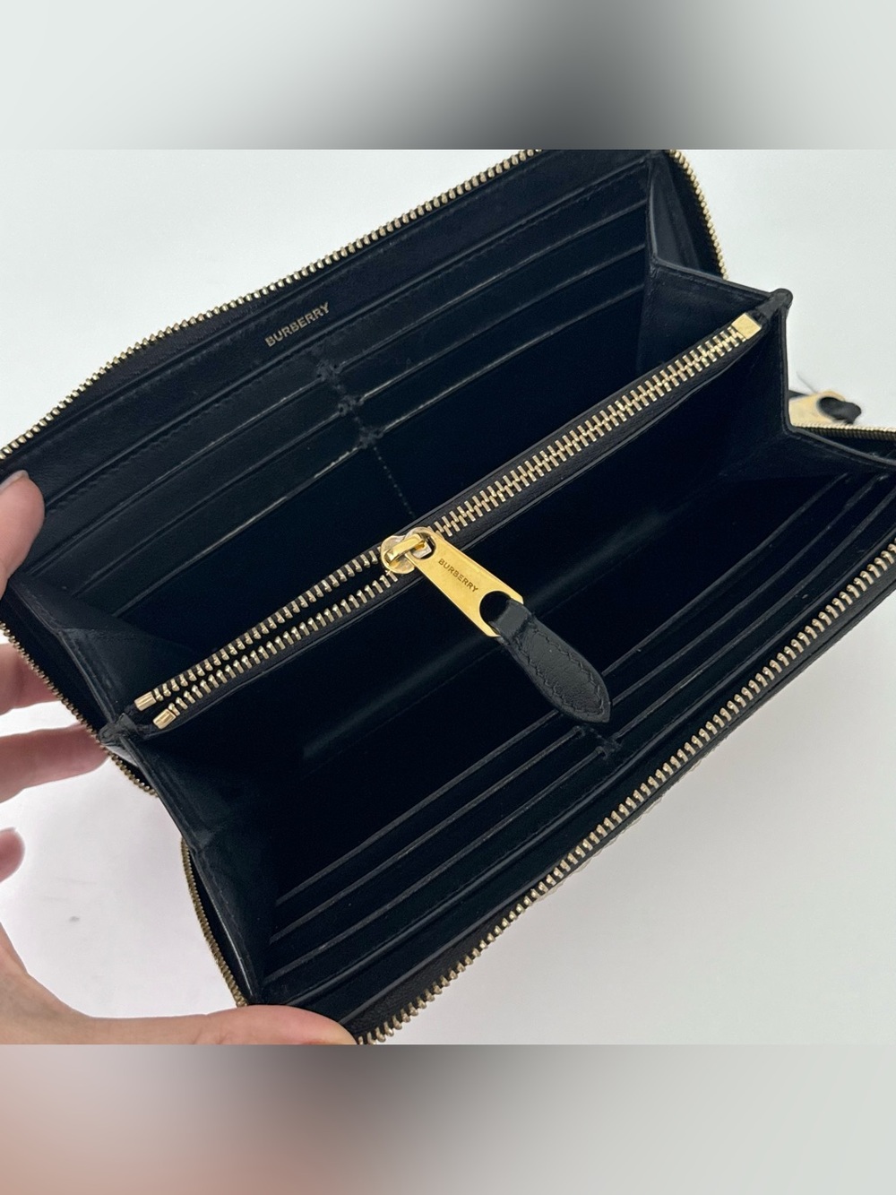 Burberry Nova Check Zip Around Wallet - Picture 12 of 16